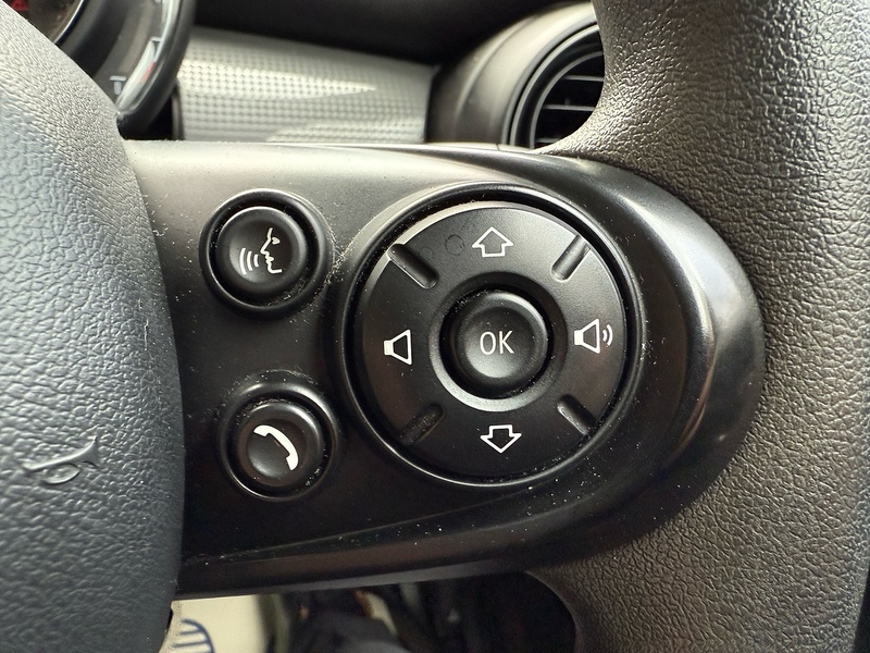 MINI Hatch 1.5 Cooper Classic Hatchback 3dr Petrol Manual Euro 6 (s/s) (136 ps) - U10003958