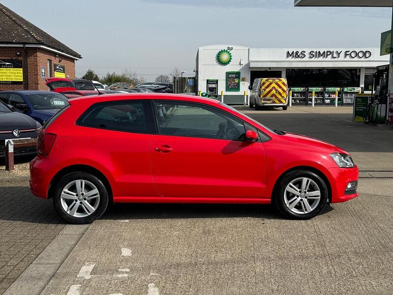 Volkswagen Polo 1.0 BlueMotion Tech Match Edition Hatchback 3dr Petrol Manual Euro 6 (s/s) (75 ps) - U10003959