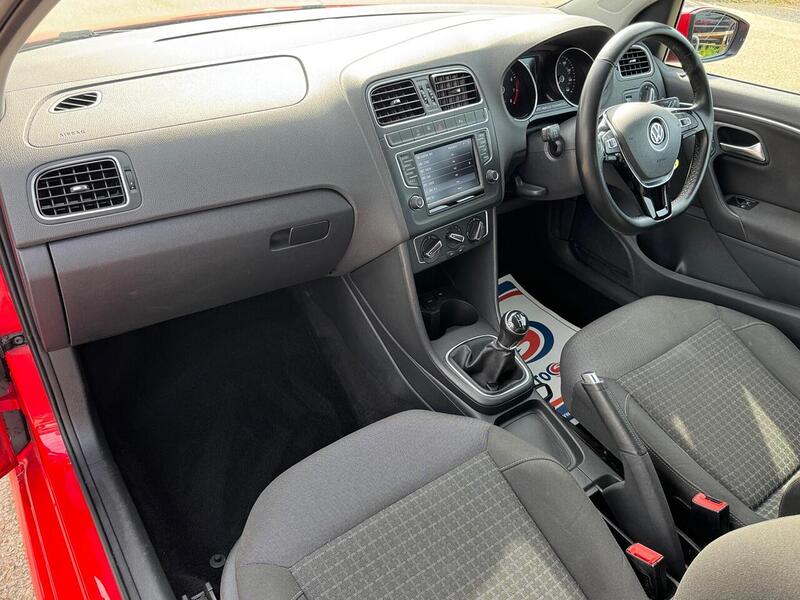 Volkswagen Polo 1.0 BlueMotion Tech Match Edition Hatchback 3dr Petrol Manual Euro 6 (s/s) (75 ps) - U10003959