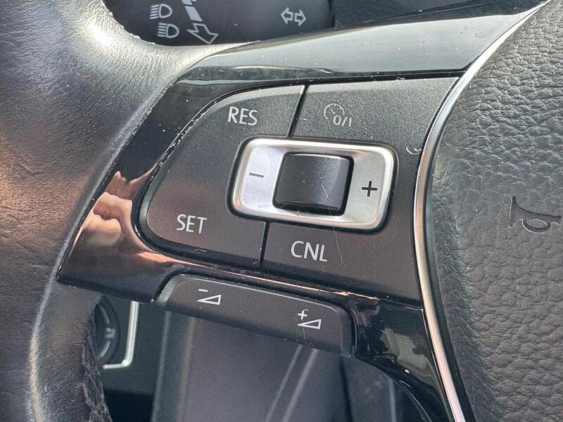 Volkswagen Polo 1.0 BlueMotion Tech Match Edition Hatchback 3dr Petrol Manual Euro 6 (s/s) (75 ps) - U10003959