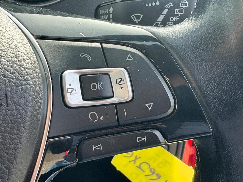 Volkswagen Polo 1.0 BlueMotion Tech Match Edition Hatchback 3dr Petrol Manual Euro 6 (s/s) (75 ps) - U10003959