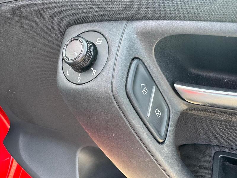 Volkswagen Polo 1.0 BlueMotion Tech Match Edition Hatchback 3dr Petrol Manual Euro 6 (s/s) (75 ps) - U10003959