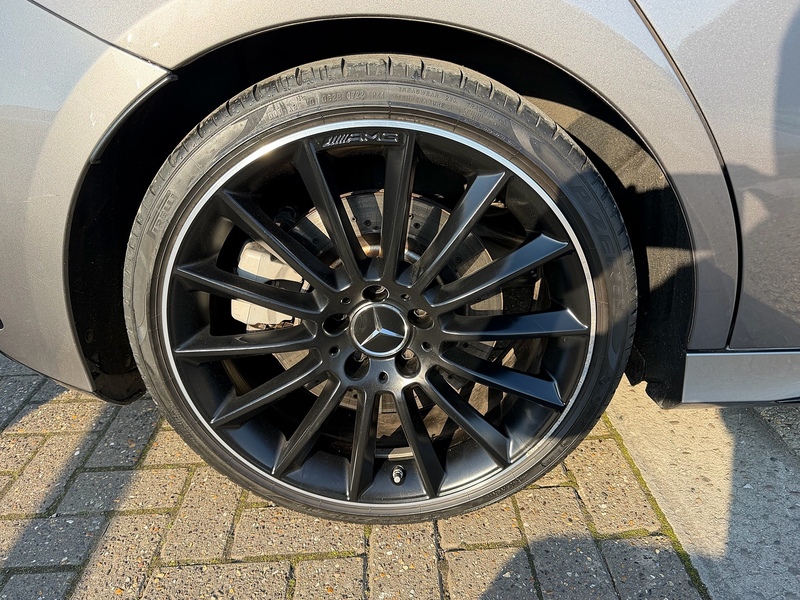 Mercedes-Benz A Class 2.0 A35 AMG Edition (Premium Plus) Hatchback 5dr Petrol 7G-DCT 4MATIC Euro 6 (s/s) (306 ps) - U10003960