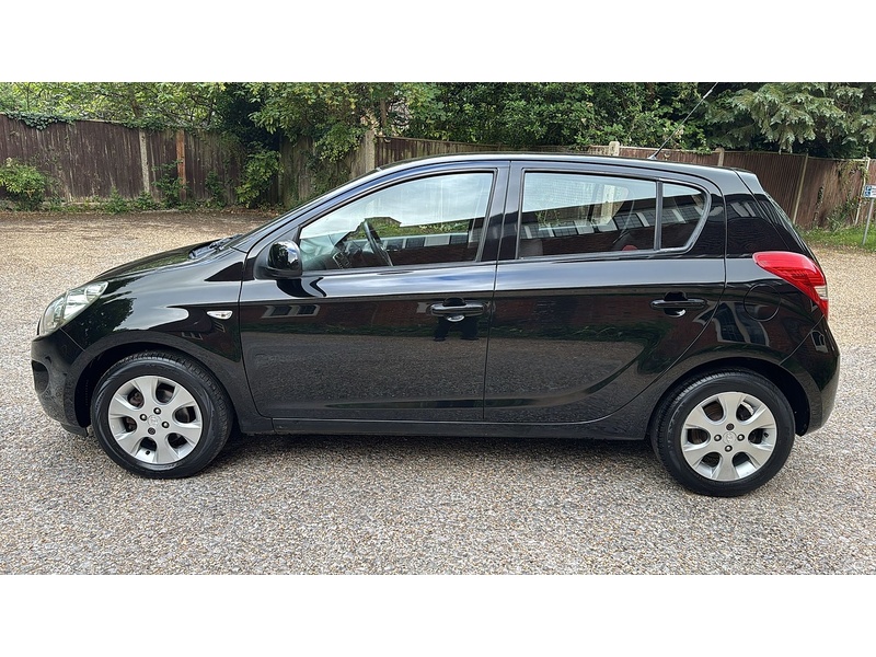 Hyundai i20 1.4 Comfort Hatchback 5dr Petrol Manual Euro 4 (99 bhp) - U10003966
