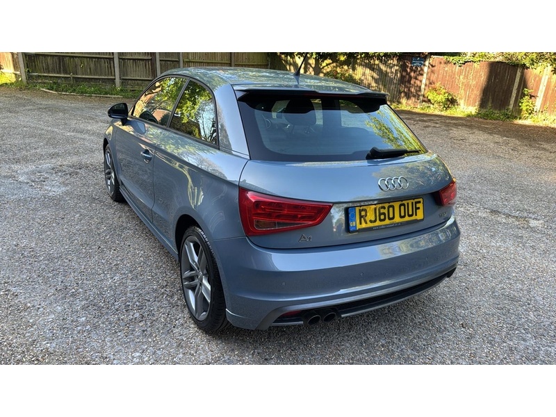 Audi A1 1.4 TFSI S line Hatchback 3dr Petrol S Tronic Euro 5 (s/s) (122 ps) - U10003967