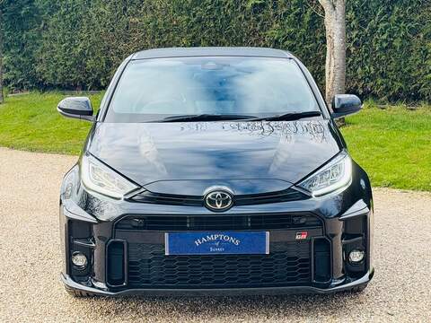 Toyota Yaris 1.6T GR Convenience AWD Euro 6 3dr - U10003969