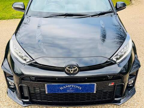 Toyota Yaris 1.6T GR Convenience AWD Euro 6 3dr - U10003969