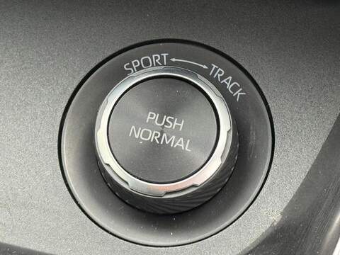 Toyota Yaris 1.6T GR Convenience AWD Euro 6 3dr - U10003969