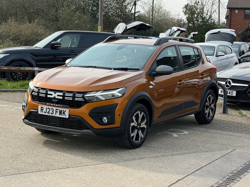 Dacia Sandero Stepway 1.0 TCe Journey Hatchback 5dr Petrol Manual Euro 6 (s/s) (90 ps) - U10003970