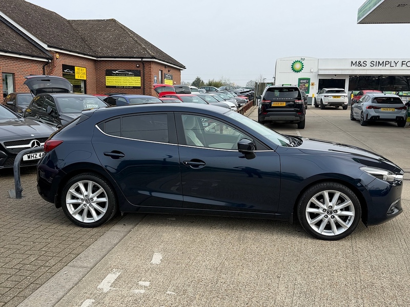 Mazda Mazda3 2.0 SKYACTIV-G Sport Nav Hatchback 5dr Petrol Auto Euro 5 (s/s) (120 ps) - U10003973