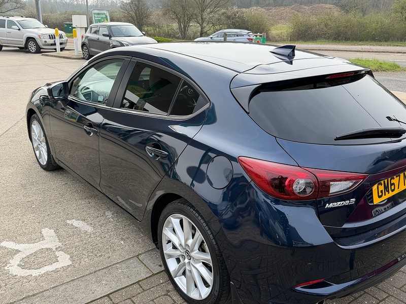 Mazda Mazda3 2.0 SKYACTIV-G Sport Nav Hatchback 5dr Petrol Auto Euro 5 (s/s) (120 ps) - U10003973
