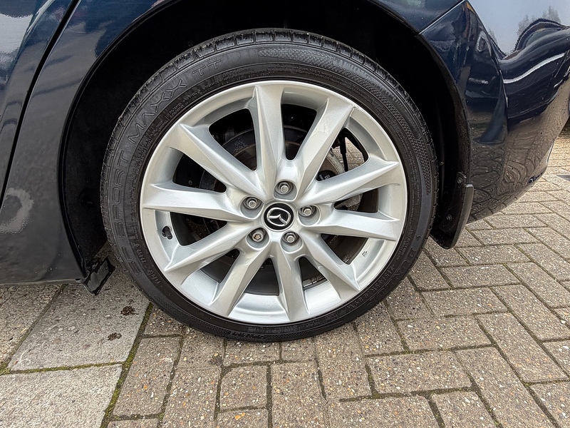 Mazda Mazda3 2.0 SKYACTIV-G Sport Nav Hatchback 5dr Petrol Auto Euro 5 (s/s) (120 ps) - U10003973