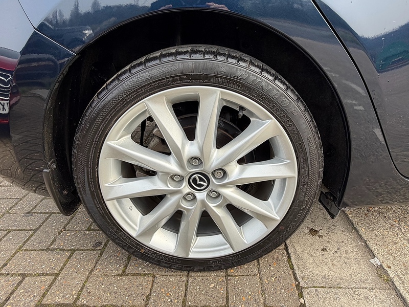 Mazda Mazda3 2.0 SKYACTIV-G Sport Nav Hatchback 5dr Petrol Auto Euro 5 (s/s) (120 ps) - U10003973