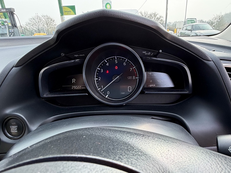 Mazda Mazda3 2.0 SKYACTIV-G Sport Nav Hatchback 5dr Petrol Auto Euro 5 (s/s) (120 ps) - U10003973