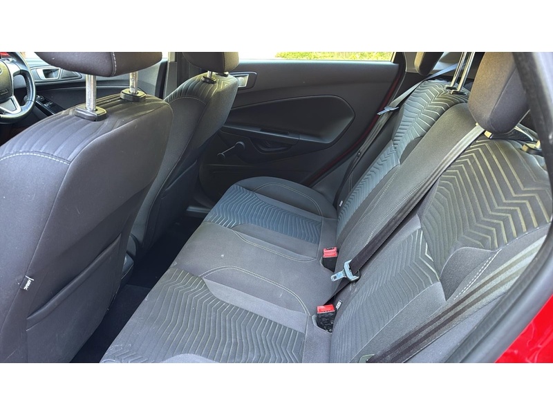Ford Fiesta 1.25 Zetec Hatchback 5dr Petrol Manual Euro 5 (82 ps) - U10003975