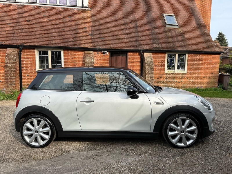 MINI Hatch 1.5 Cooper Euro 6 (s/s) 3dr - U10003977