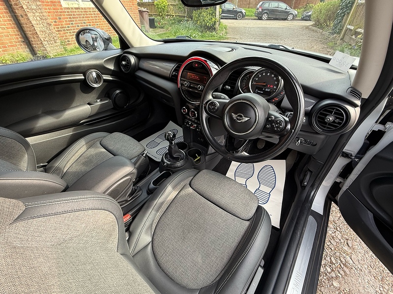 MINI Hatch 1.5 Cooper Euro 6 (s/s) 3dr - U10003977