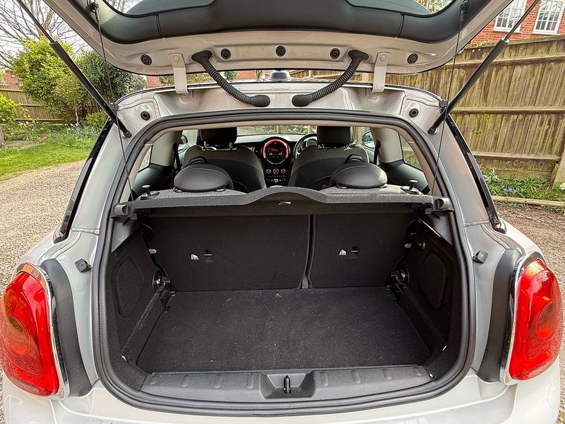 MINI Hatch 1.5 Cooper Euro 6 (s/s) 3dr - U10003977