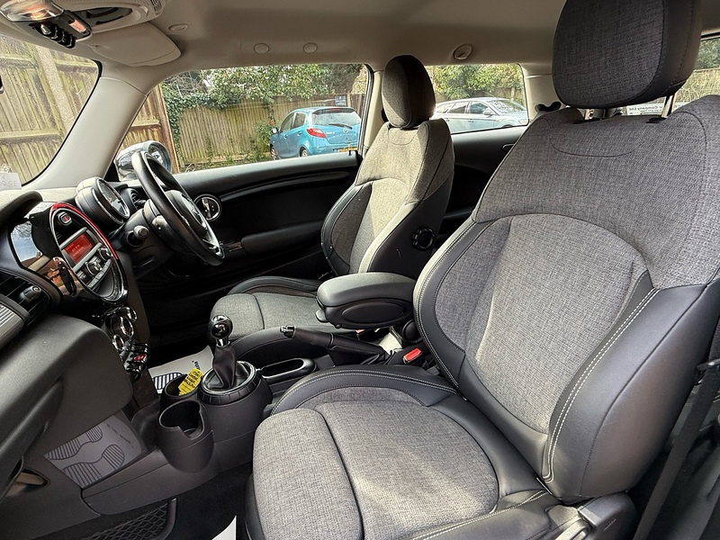 MINI Hatch 1.5 Cooper Euro 6 (s/s) 3dr - U10003977