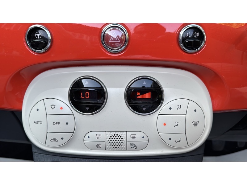 Fiat 500C 1.2 Anniversario Convertible 2dr Petrol Manual Euro 6 (s/s) (69 bhp) - U10003978
