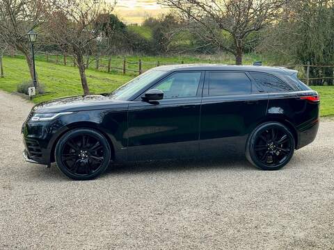 Land Rover Range Rover Velar 3.0 D300 R-Dynamic HSE Auto 4WD Euro 6 (s/s) 5dr - U10003979