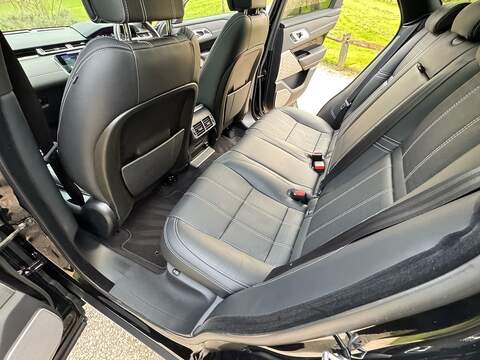 Land Rover Range Rover Velar 3.0 D300 R-Dynamic HSE Auto 4WD Euro 6 (s/s) 5dr - U10003979