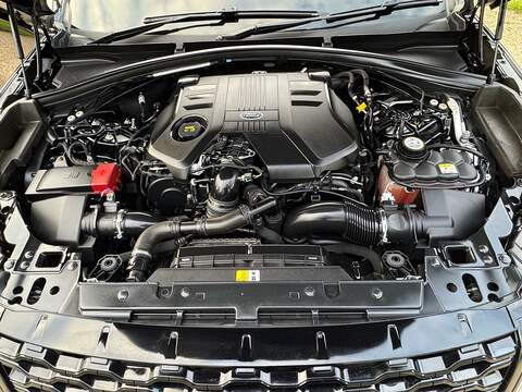 Land Rover Range Rover Velar 3.0 D300 R-Dynamic HSE Auto 4WD Euro 6 (s/s) 5dr - U10003979