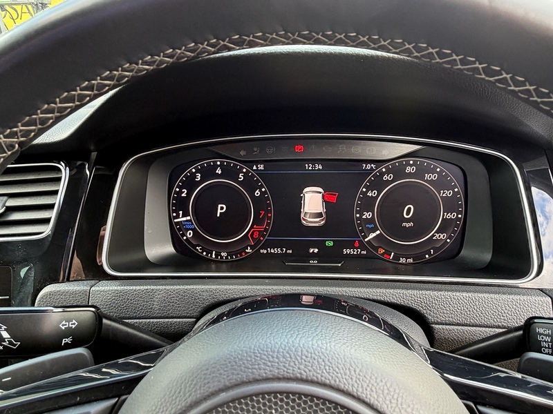 Volkswagen Golf 2.0 TSI R DSG 4Motion Euro 6 (s/s) 5dr - U10003983