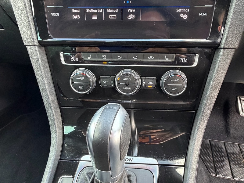 Volkswagen Golf 2.0 TSI R DSG 4Motion Euro 6 (s/s) 5dr - U10003983