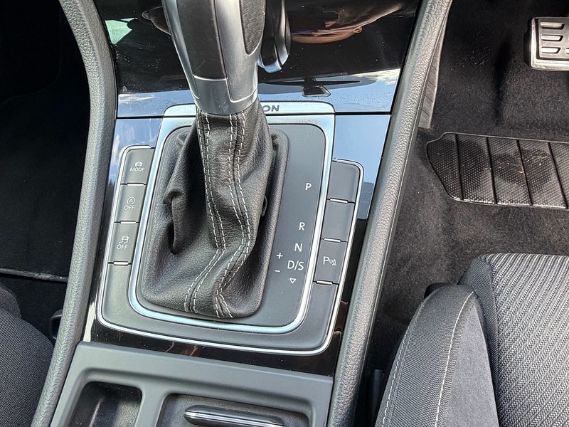 Volkswagen Golf 2.0 TSI R DSG 4Motion Euro 6 (s/s) 5dr - U10003983