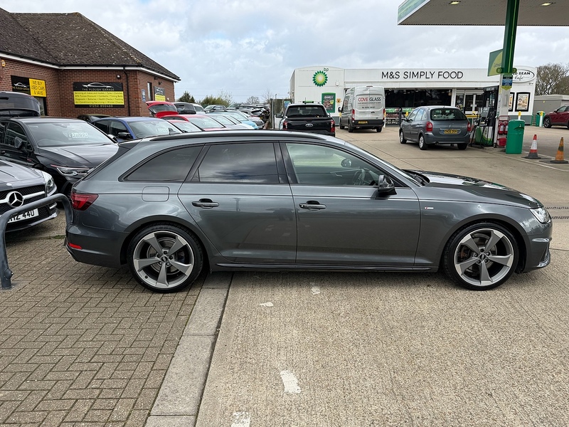 Audi A4 Avant 2.0 TFSI 40 Black Edition S Tronic Euro 6 (s/s) 5dr - U10003985