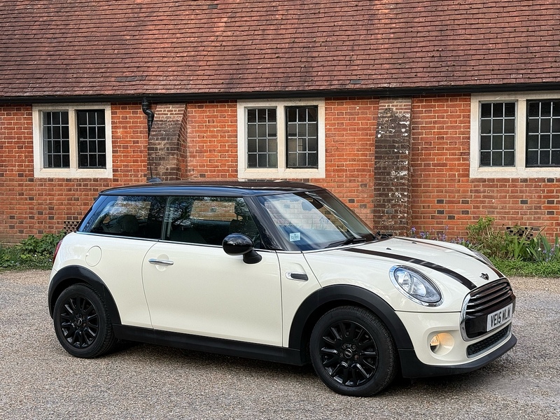 MINI Hatch 1.5 Cooper Hatchback 3dr Petrol Manual Euro 6 (s/s) (136 ps) - U10003988
