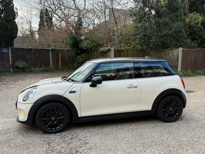 MINI Hatch 1.5 Cooper Hatchback 3dr Petrol Manual Euro 6 (s/s) (136 ps) - U10003988