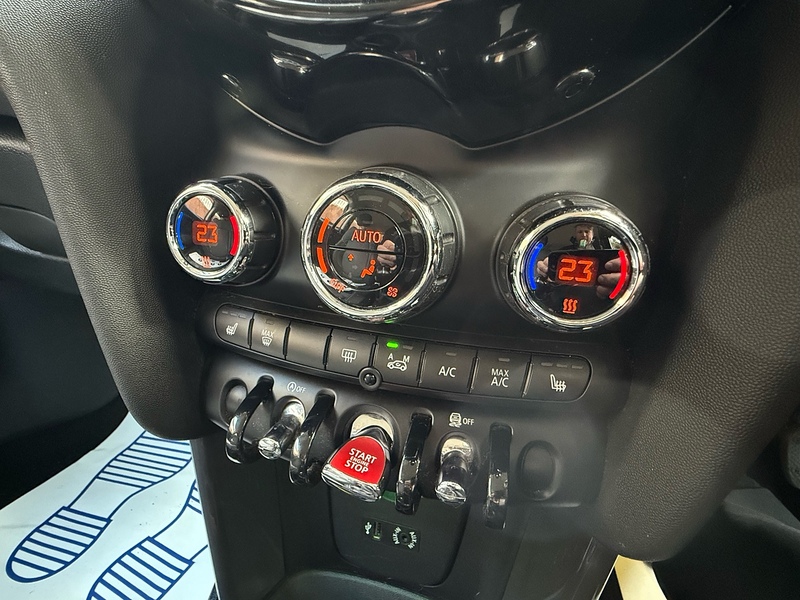 MINI Hatch 1.5 Cooper Hatchback 3dr Petrol Manual Euro 6 (s/s) (136 ps) - U10003988