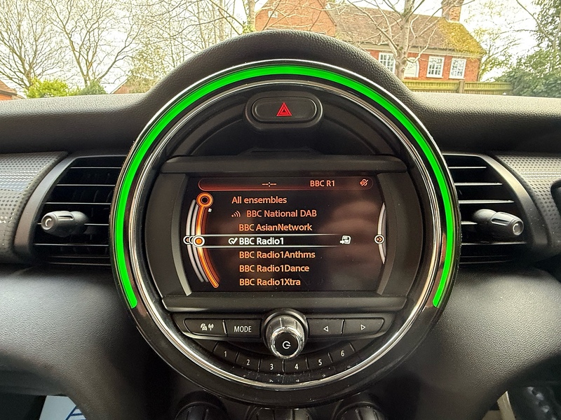 MINI Hatch 1.5 Cooper Hatchback 3dr Petrol Manual Euro 6 (s/s) (136 ps) - U10003988