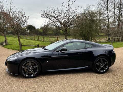 Aston Martin Vantage 4.7 V8 Coupe 2dr Petrol Sportshift II Euro 6 (420 bhp) - U10003989