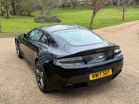 Aston Martin Vantage 4.7 V8 Coupe 2dr Petrol Sportshift II Euro 6 (420 bhp) - U10003989
