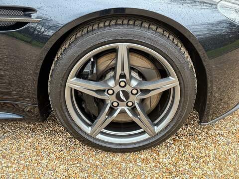 Aston Martin Vantage 4.7 V8 Coupe 2dr Petrol Sportshift II Euro 6 (420 bhp) - U10003989