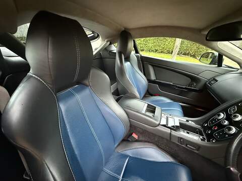 Aston Martin Vantage 4.7 V8 Coupe 2dr Petrol Sportshift II Euro 6 (420 bhp) - U10003989