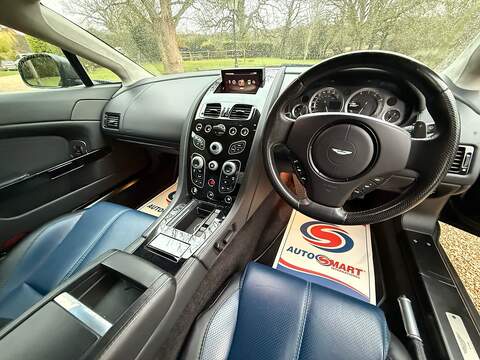 Aston Martin Vantage 4.7 V8 Coupe 2dr Petrol Sportshift II Euro 6 (420 bhp) - U10003989