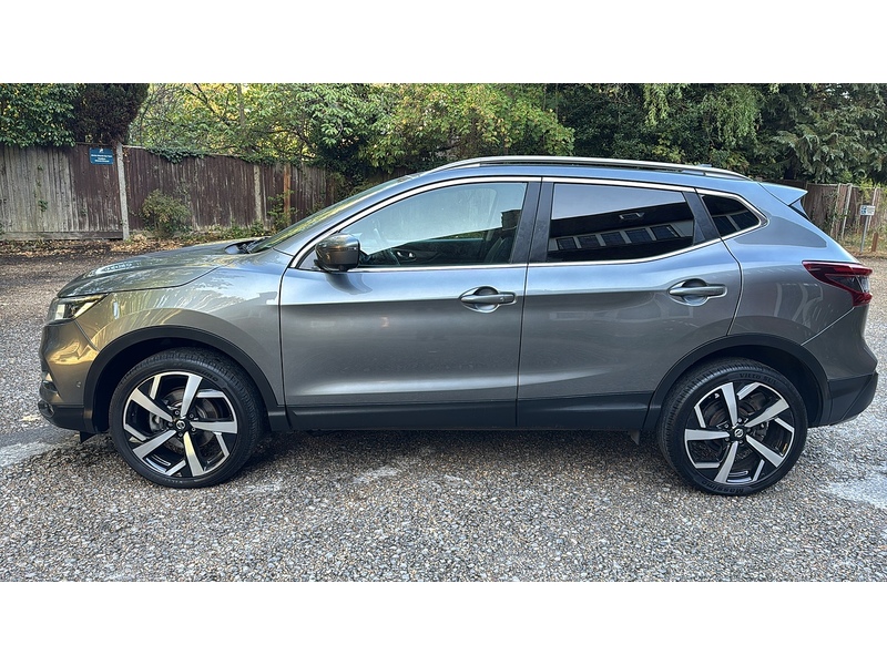 Nissan Qashqai 1.3 DIG-T Tekna SUV 5dr Petrol Manual Euro 6 (s/s) (140 ps) - U10003992