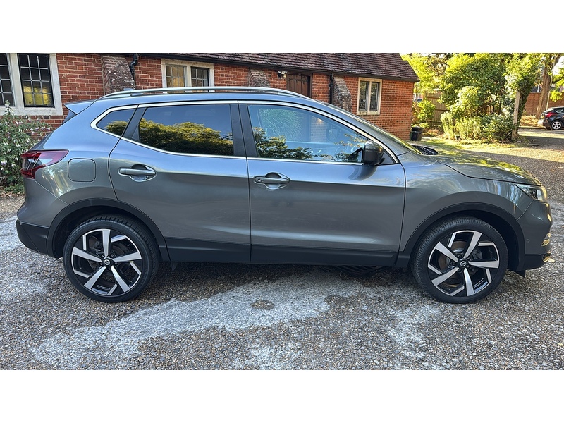 Nissan Qashqai 1.3 DIG-T Tekna SUV 5dr Petrol Manual Euro 6 (s/s) (140 ps) - U10003992