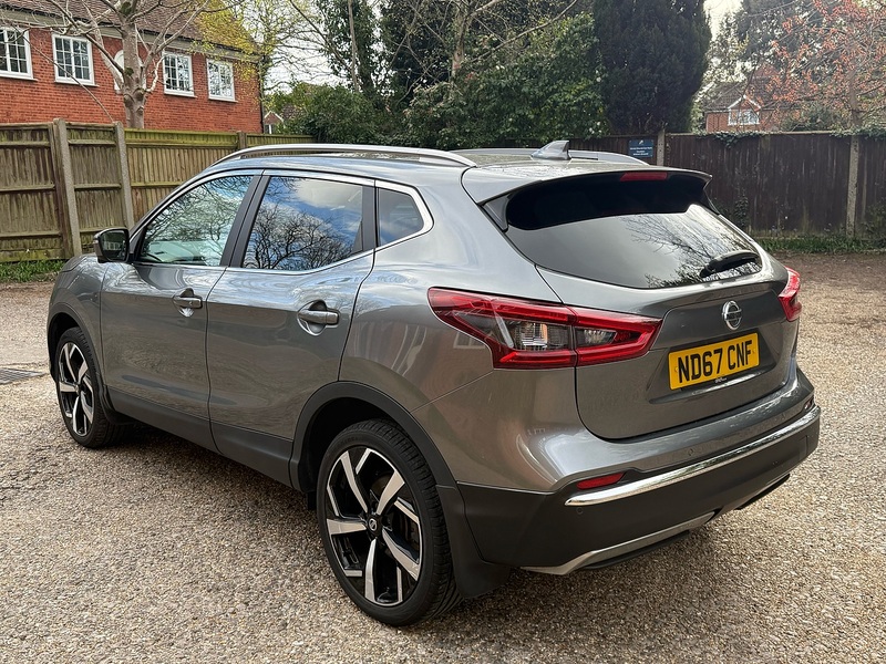Nissan Qashqai 1.2 DIG-T Tekna SUV 5dr Petrol Manual Euro 6 (s/s) (115 ps) - U10003994