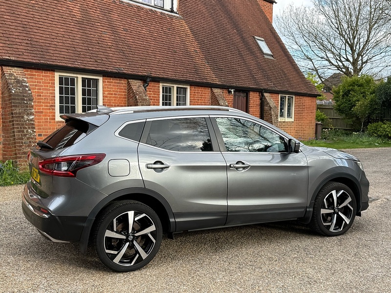 Nissan Qashqai 1.2 DIG-T Tekna SUV 5dr Petrol Manual Euro 6 (s/s) (115 ps) - U10003994