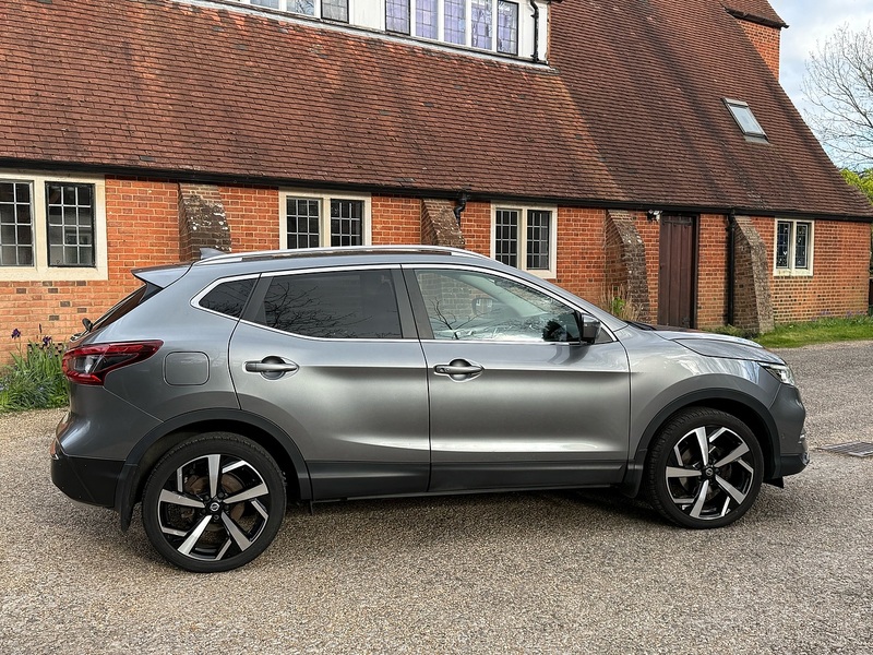 Nissan Qashqai 1.2 DIG-T Tekna SUV 5dr Petrol Manual Euro 6 (s/s) (115 ps) - U10003994