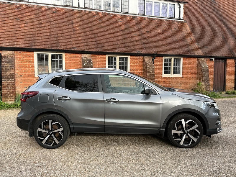 Nissan Qashqai 1.2 DIG-T Tekna SUV 5dr Petrol Manual Euro 6 (s/s) (115 ps) - U10003994