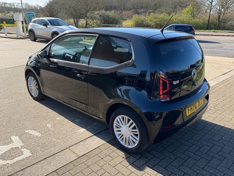 Volkswagen up! 1.0 up! Hatchback 3dr Petrol Manual Euro 6 (s/s) (65 ps) - U10003998
