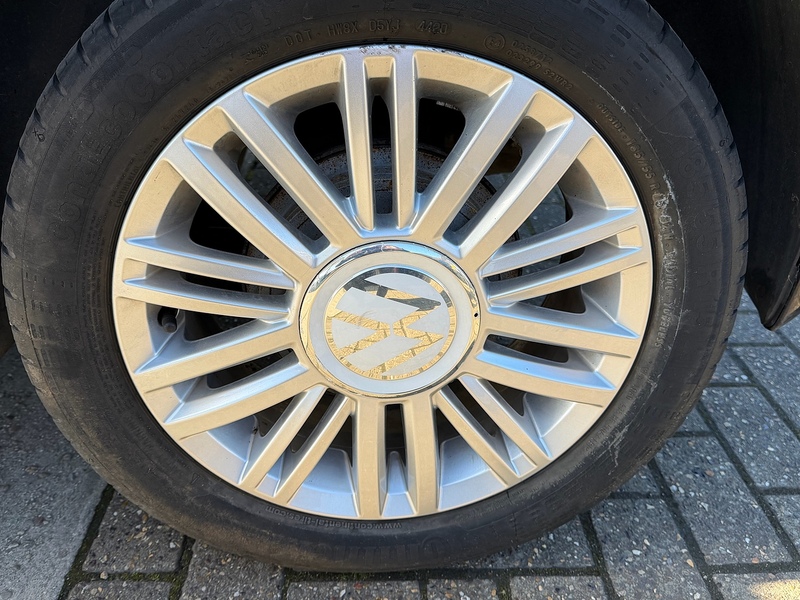 Volkswagen up! 1.0 up! Hatchback 3dr Petrol Manual Euro 6 (s/s) (65 ps) - U10003998