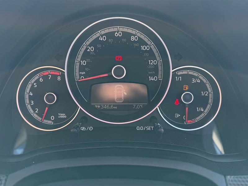 Volkswagen up! 1.0 up! Hatchback 3dr Petrol Manual Euro 6 (s/s) (65 ps) - U10003998