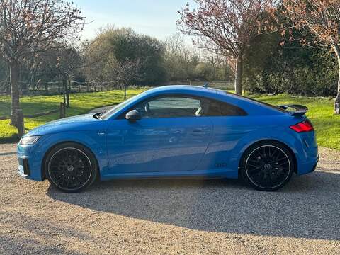 Audi TT 2.0 TFSI 40 Black Edition Coupe 3dr Petrol S Tronic Euro 6 (s/s) (197 ps) - U10003999